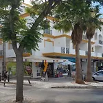 On The Strip Apartment