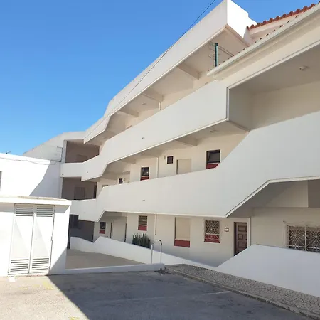 On The Strip Apartamento Albufeira