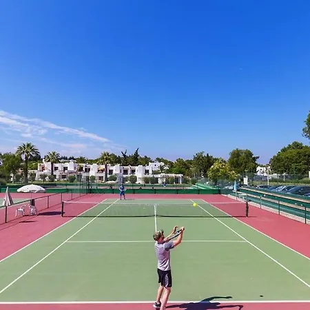 Апартаменты On The Strip *